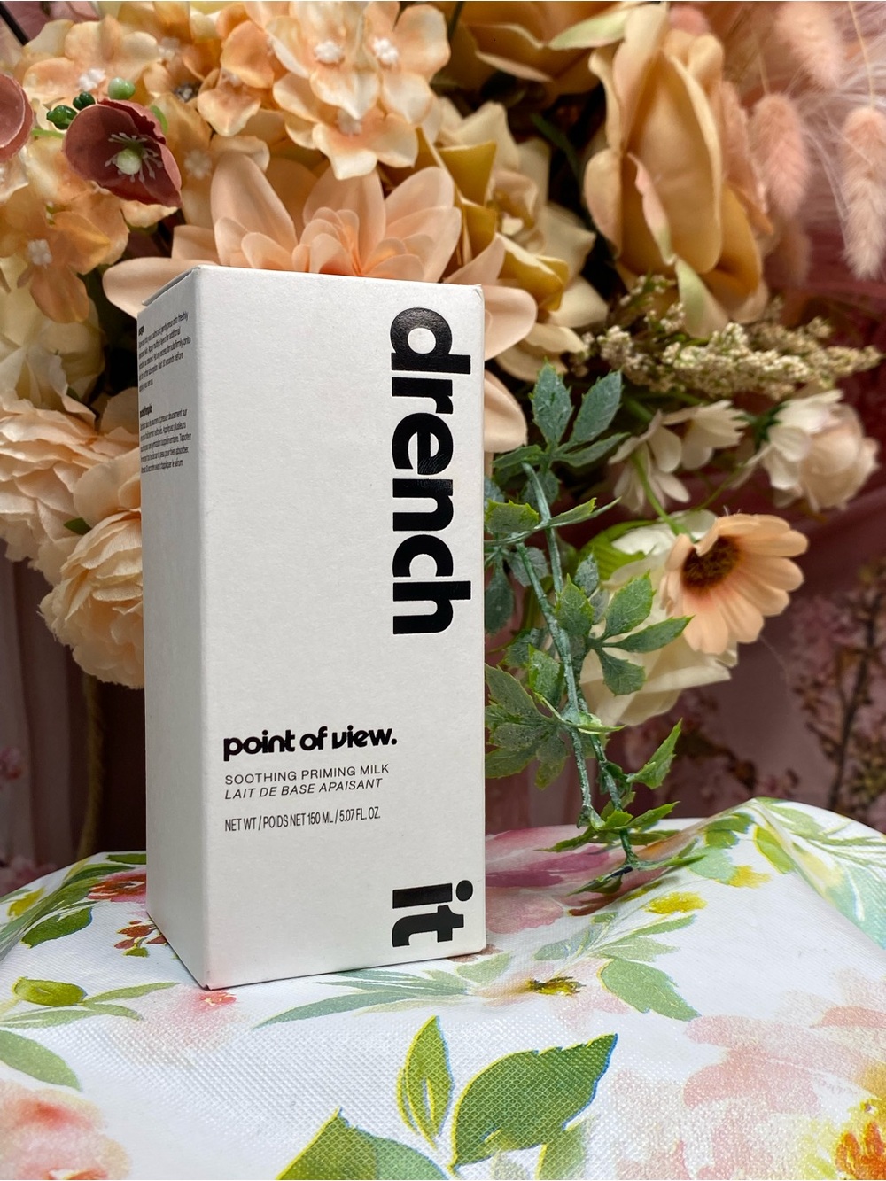 Point of View Soothing Priming Milk - White